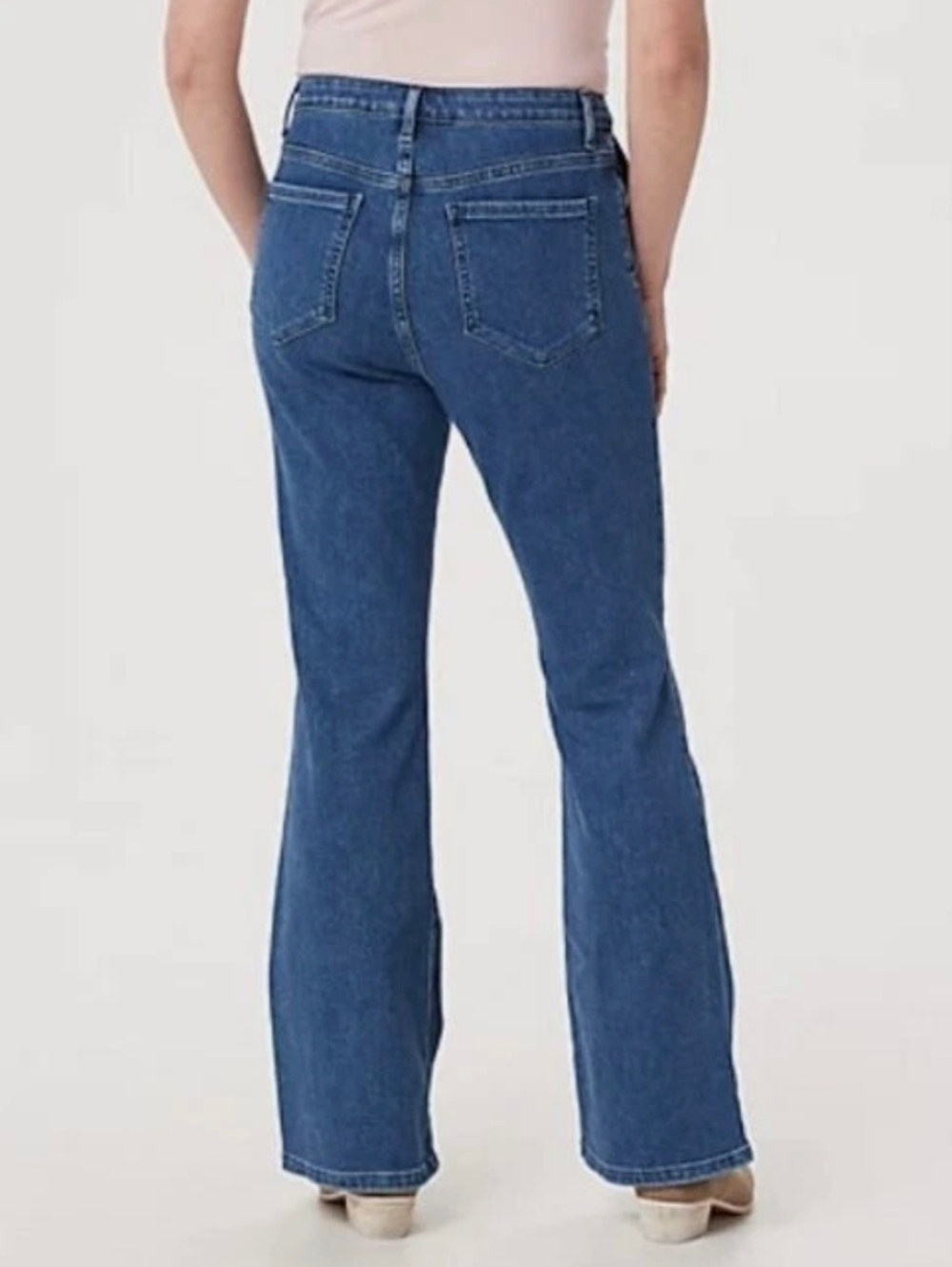 NWT Brooke Shields Timeless Medium Wash Flare Jeans Indigo 28 5X - Picture 2 of 5